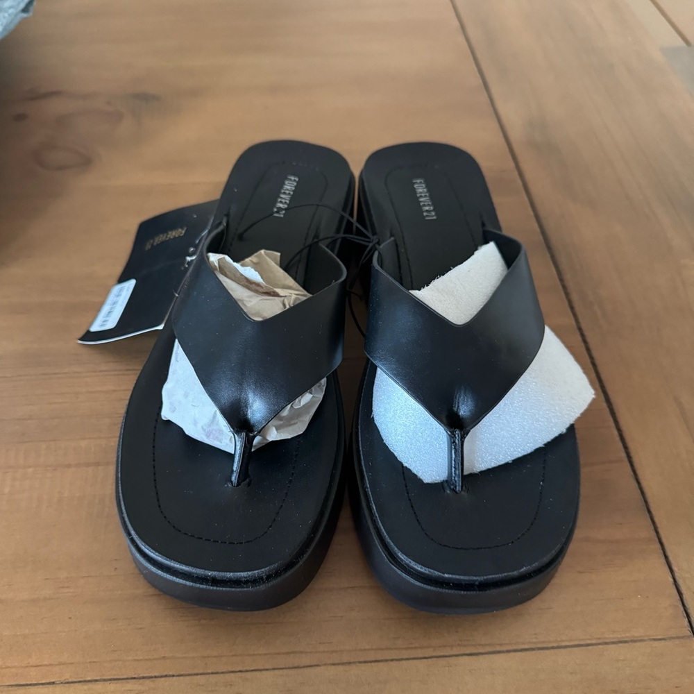 New forever21 black platform sandals